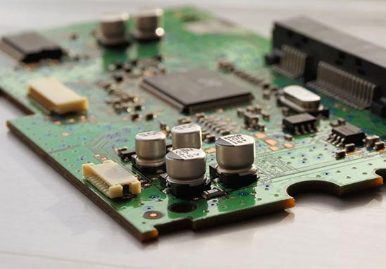 PCB制板工藝中的過孔塞油是什么意思？